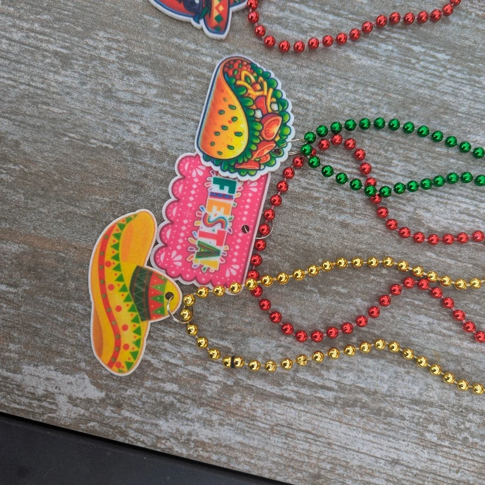 Festive Beaded Necklace withed Sombrero and Maracas. Set Of Five. Nwot.